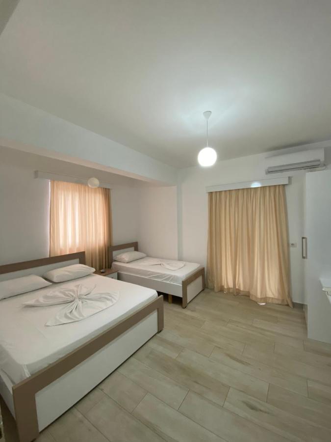 Hotel Andrea Saranda Dış mekan fotoğraf