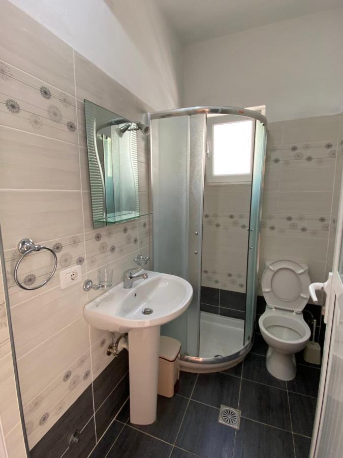 Hotel Andrea Saranda Dış mekan fotoğraf