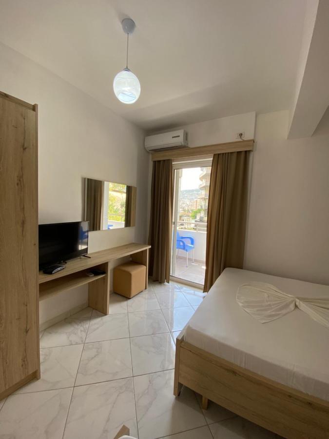 Hotel Andrea Saranda Dış mekan fotoğraf