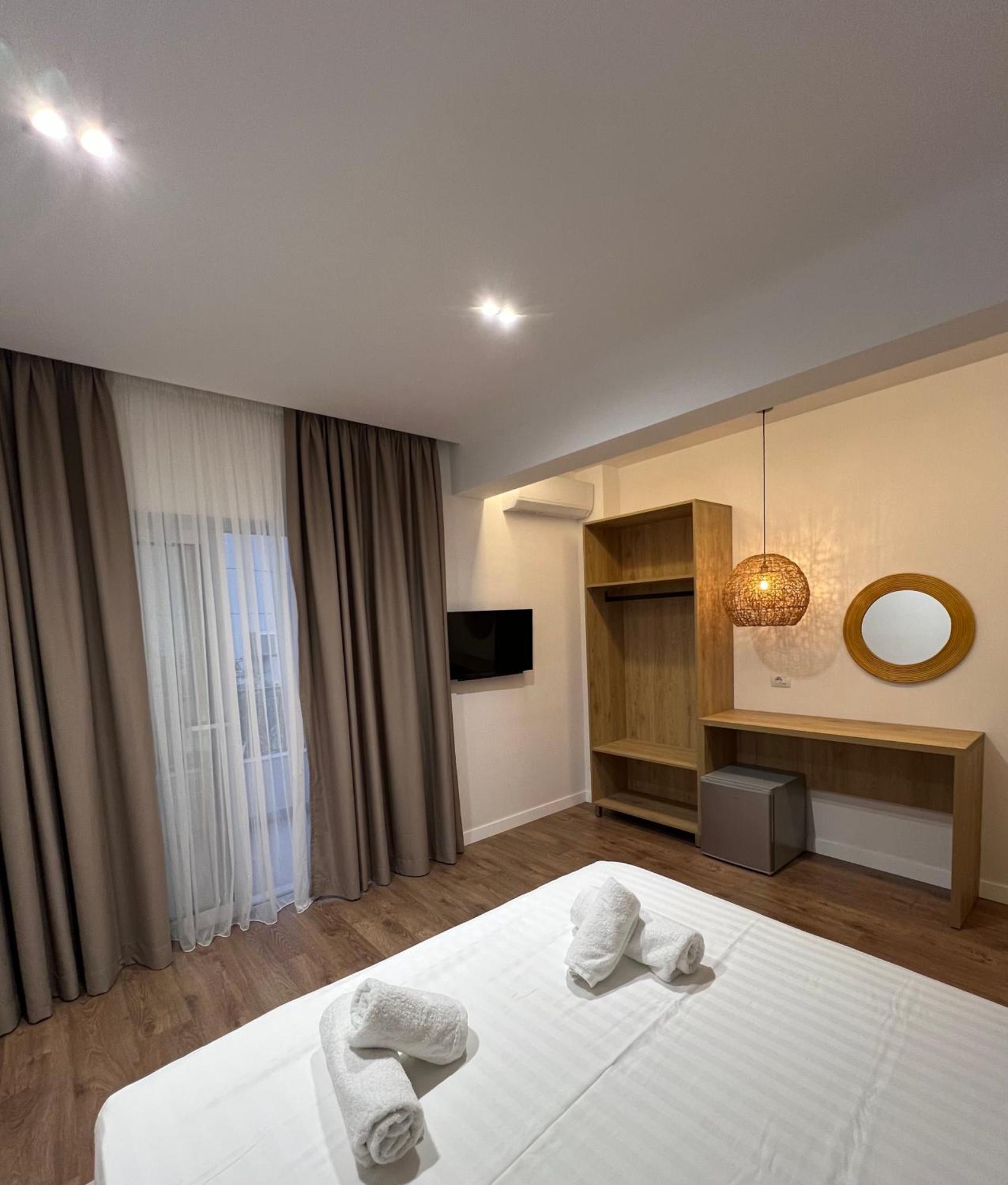 Hotel Andrea Saranda Dış mekan fotoğraf